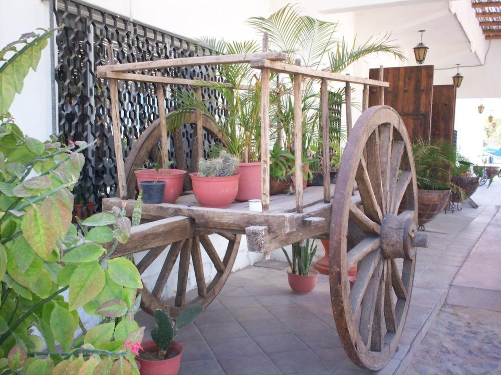 Hotel Hacienda Bugambilias La Paz Exterior foto